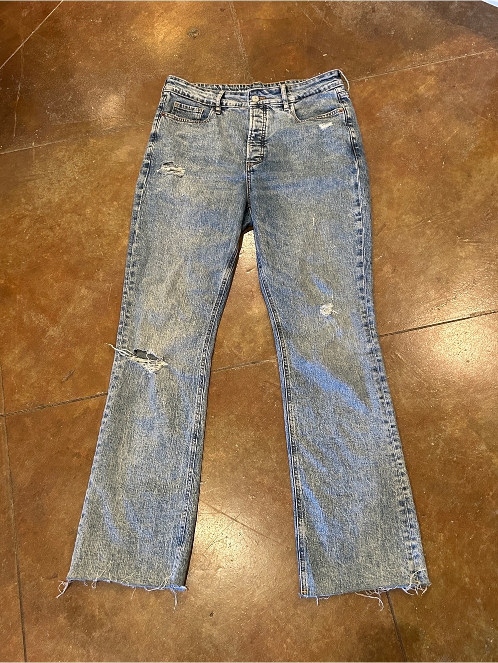 Old Navy Men's Light Blue Bootcut Jeans with Distressed Details